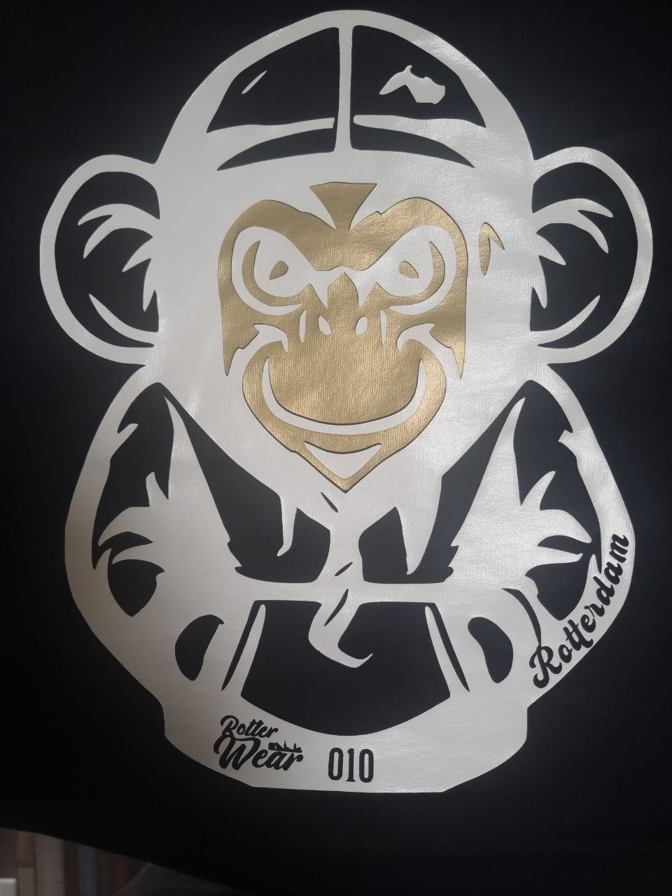 Monkey 010 print op T-shirt in 4 keuren